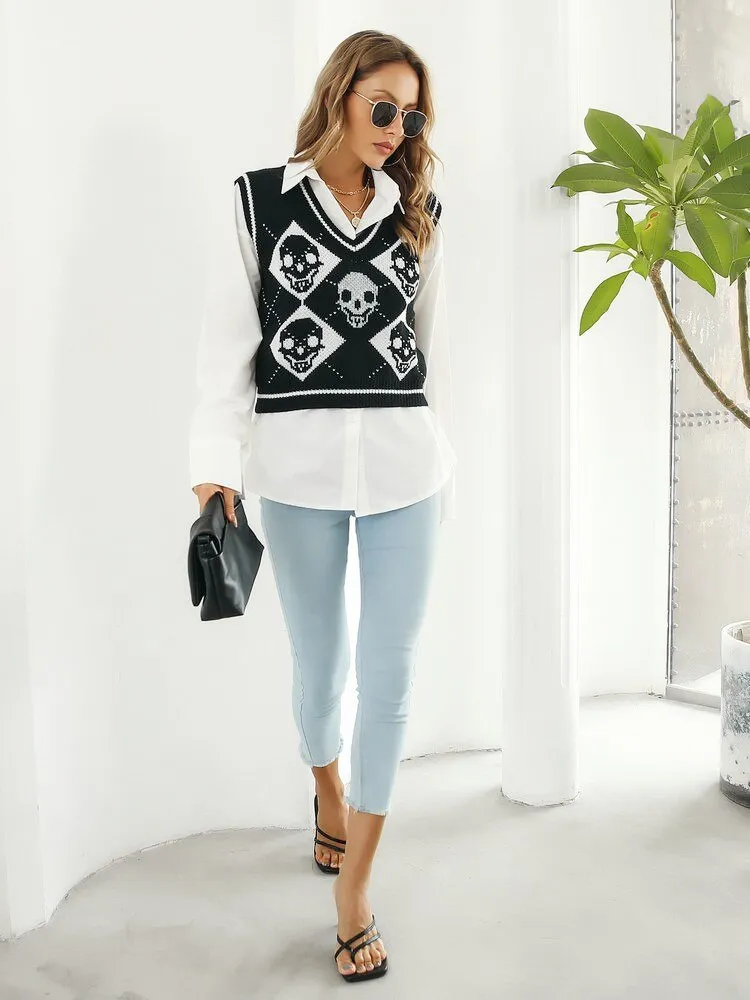 BerriesJam - 2024 Sleeveless Skulls V-neck Knit Vest Sweater