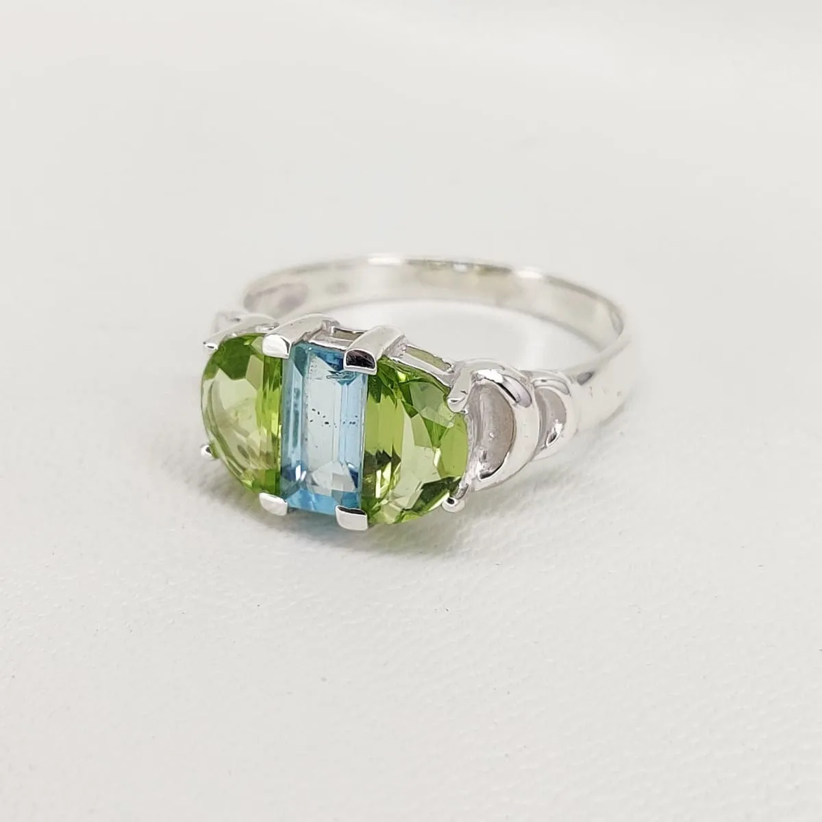 Blue Topaz and Peridot Ring, Baguette Cut Half Moon Ring, December & August Birthstone, Unique Modern Ring, Sterling Silver, Gift For Her