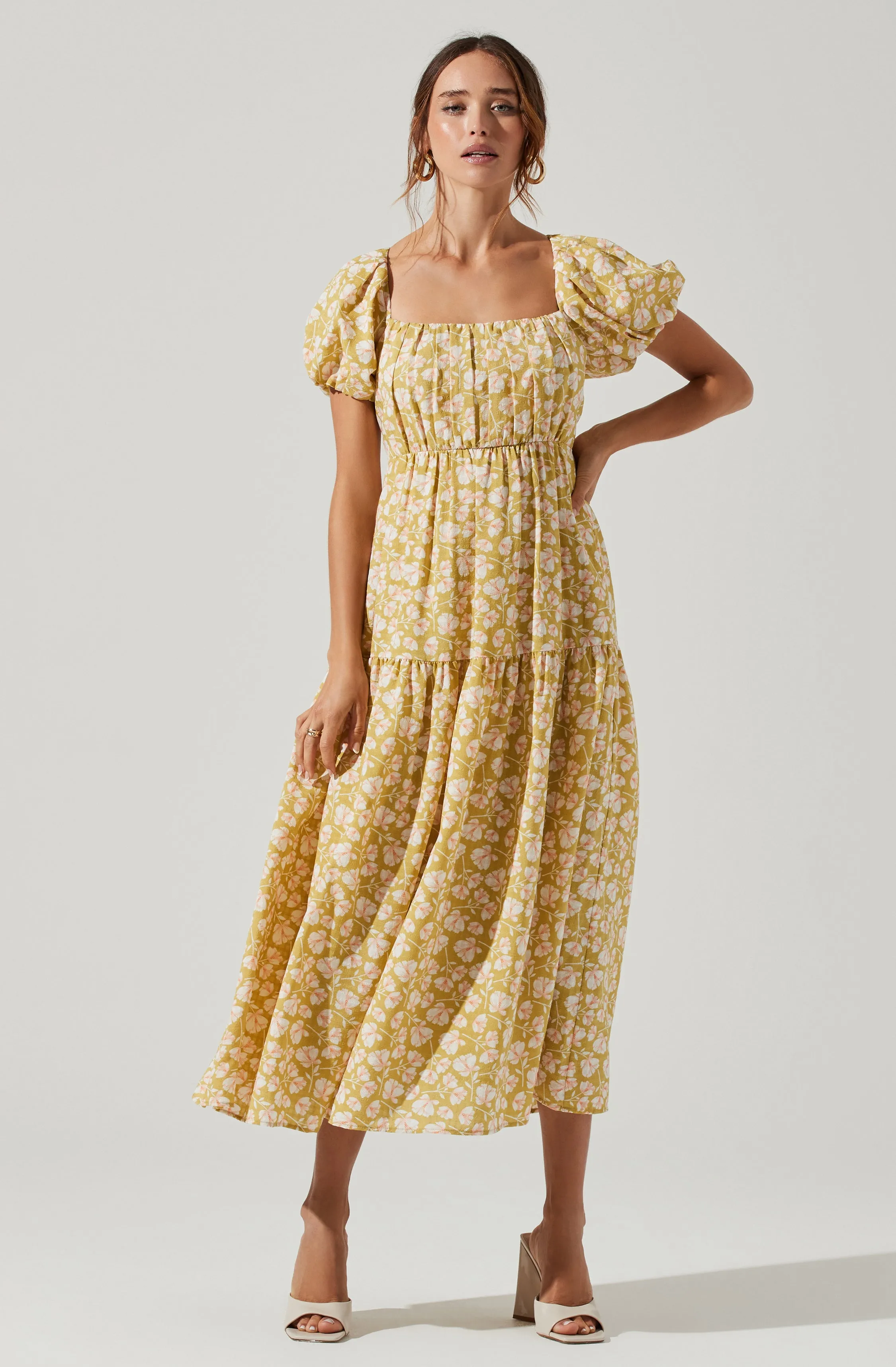 Bubble Sleeve Floral Tiered Midi Dress