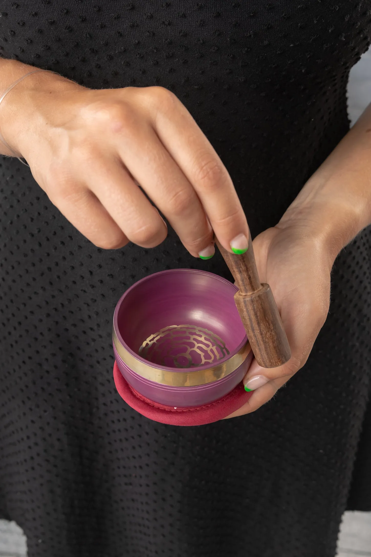 Chakra Singing Bowl With Silk Case