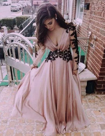 Deep V neck Prom Dress Fashion Long Sleeves Appliques Black And Pink Chiffon Prom Dress