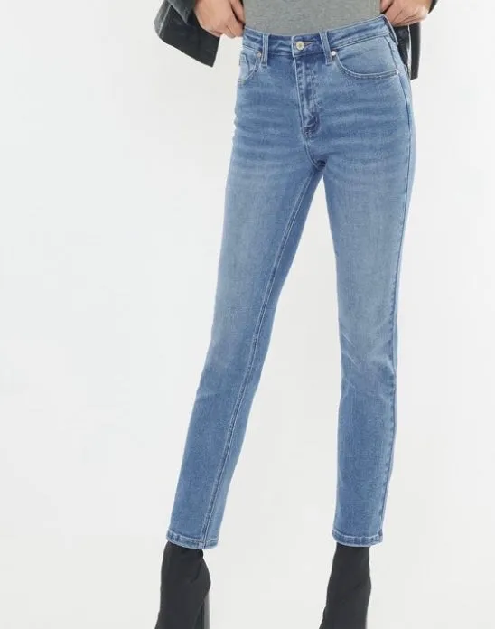 KanCan Slim Straight Jean - 5/26 to 22W