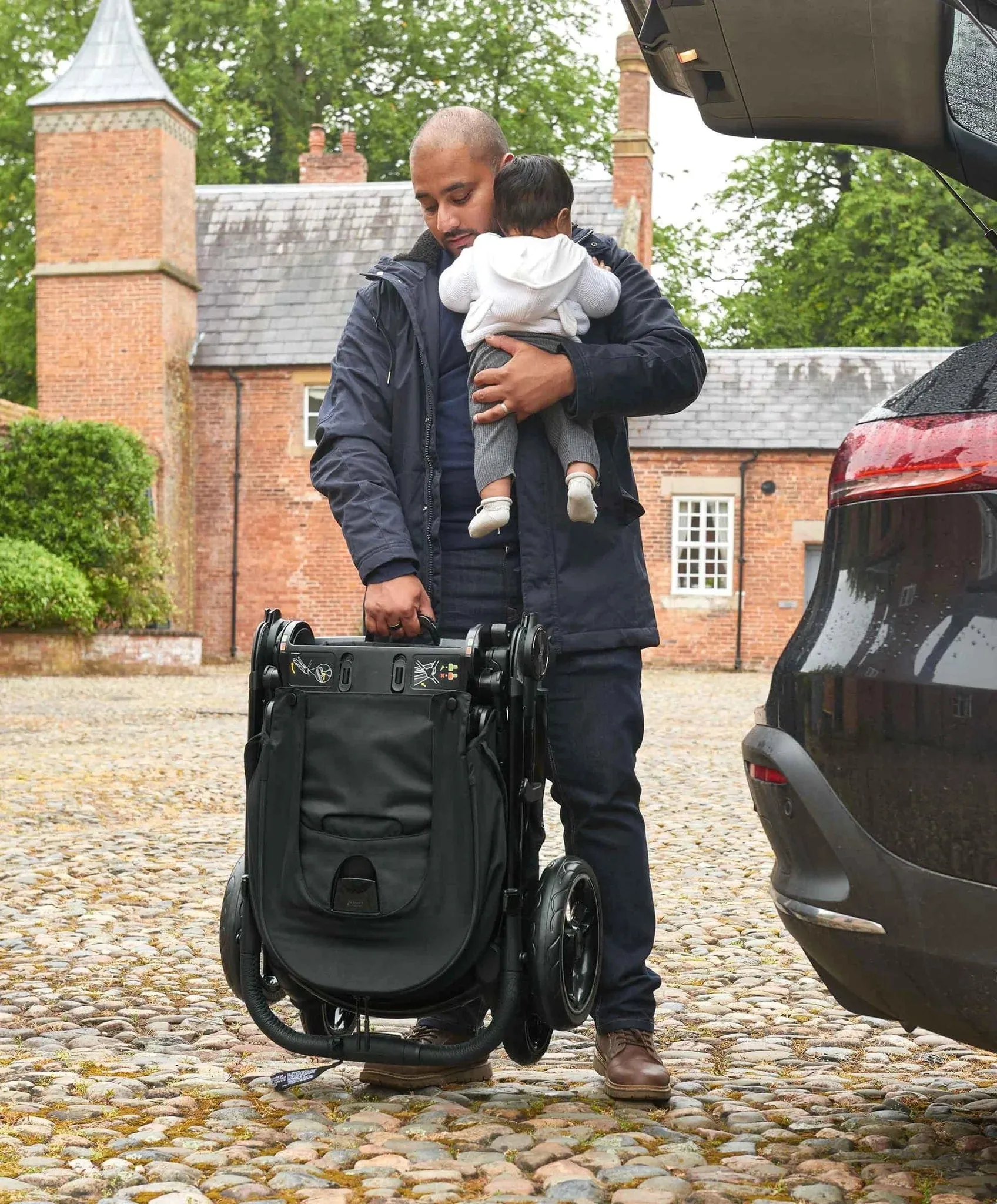 Mamas & Papas Ocarro 8 Piece Cloud T Travel System - Carbon