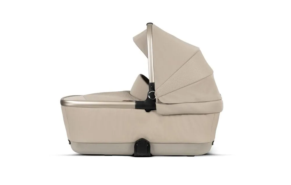 Silver Cross Dune with First Bed Folding Carrycot and Travel Pack - Stone