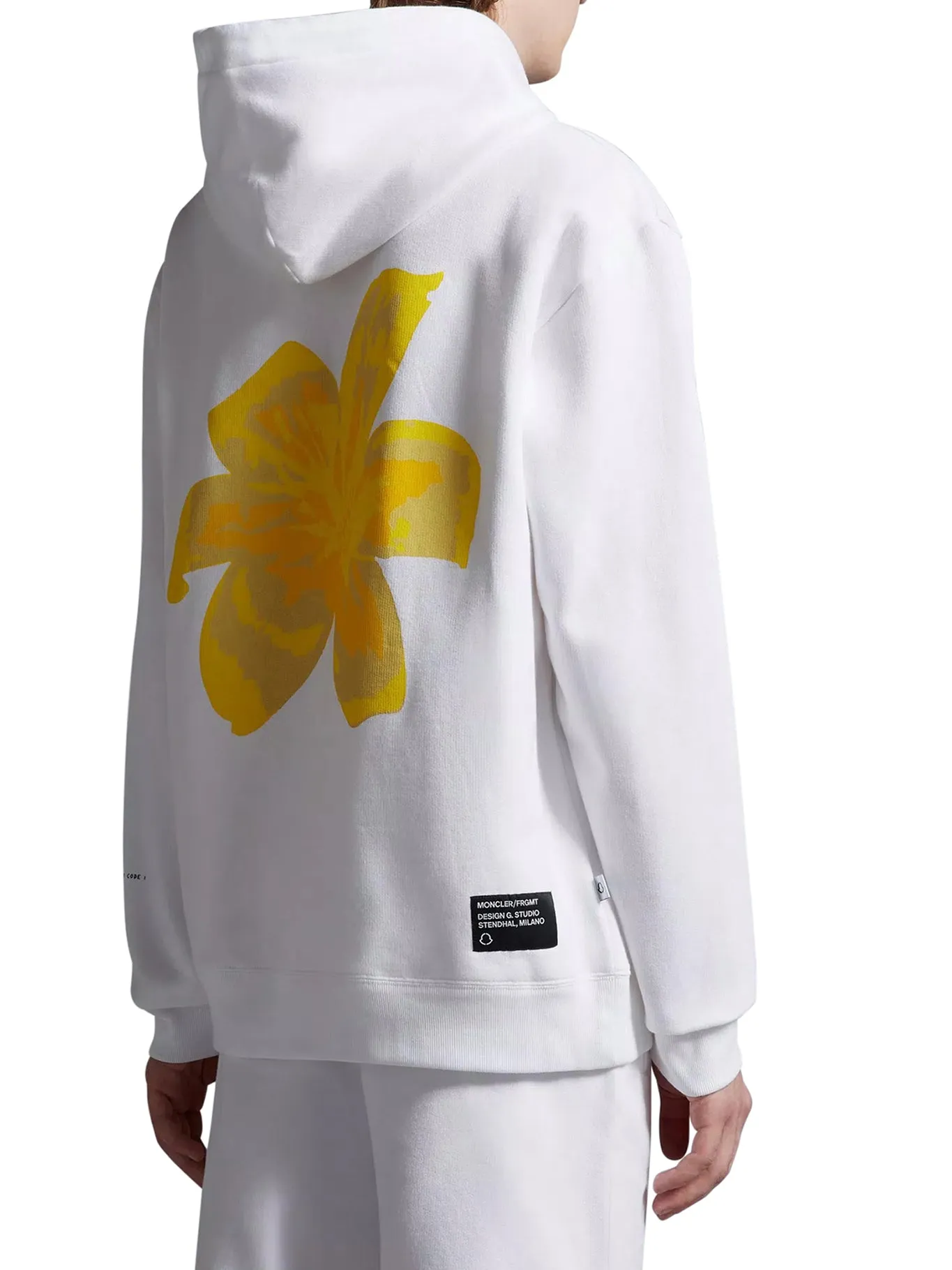 Sweatshirt with hood and floral print