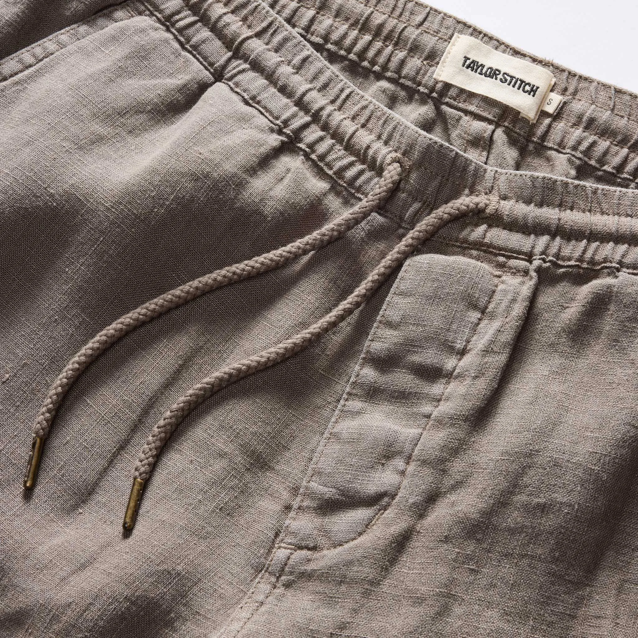 The Apres Short in Canteen Hemp