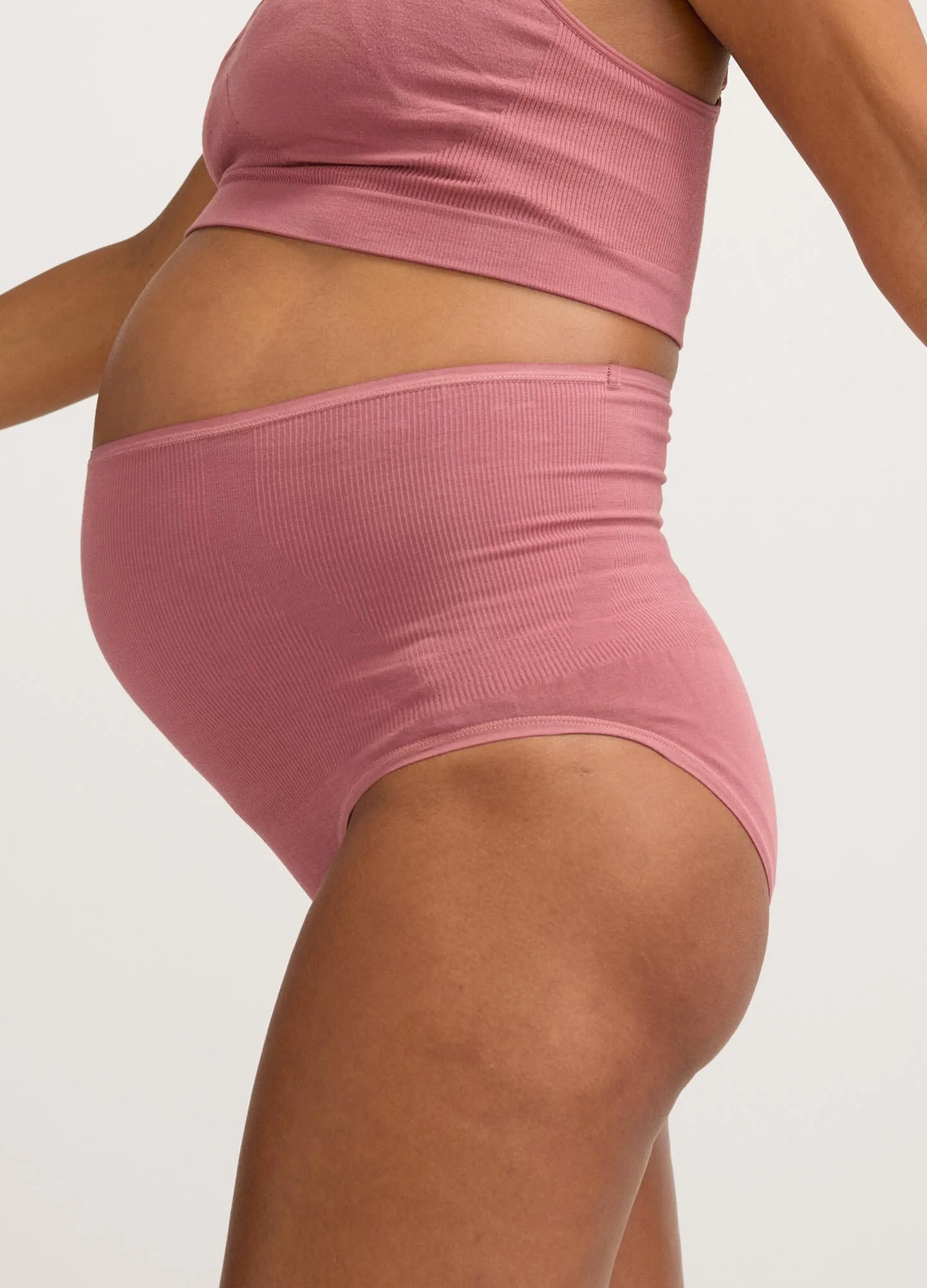 The Seamless Belly Brief