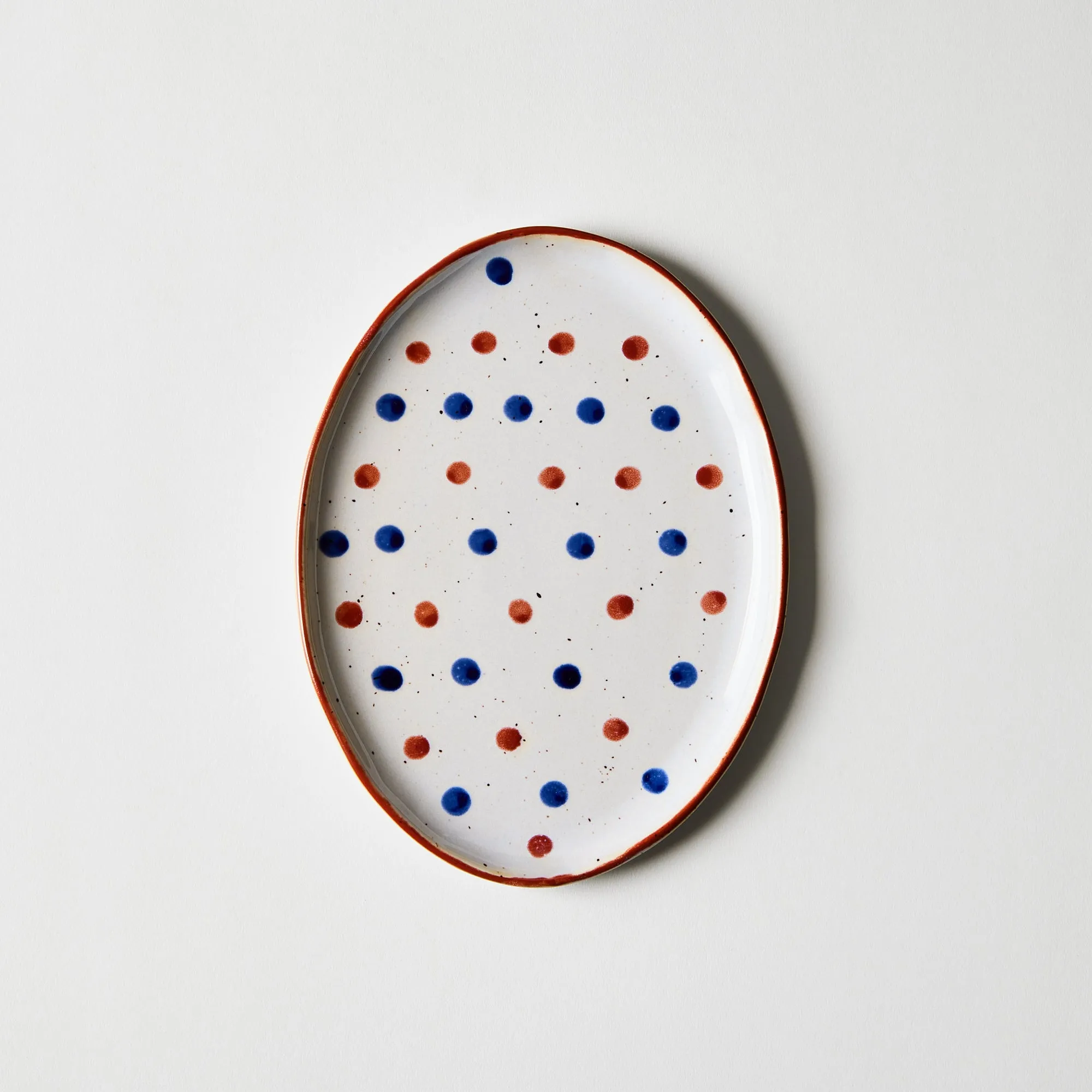 Vandvid Small Oval Plate, Dots